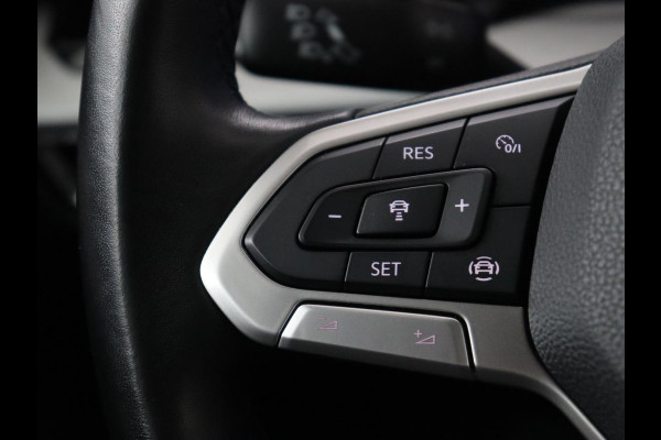 Volkswagen Golf 1.0 TSI Life | Adaptive cruise | Carplay | Navigatie | Parkeerhulp | Sfeerverlichting | Climate control | Digital Cockpit | Bluetooth