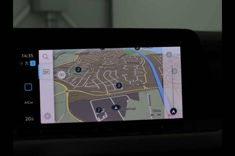 Volkswagen Golf 1.0 TSI Life | Adaptive cruise | Carplay | Navigatie | Parkeerhulp | Sfeerverlichting | Climate control | Digital Cockpit | Bluetooth