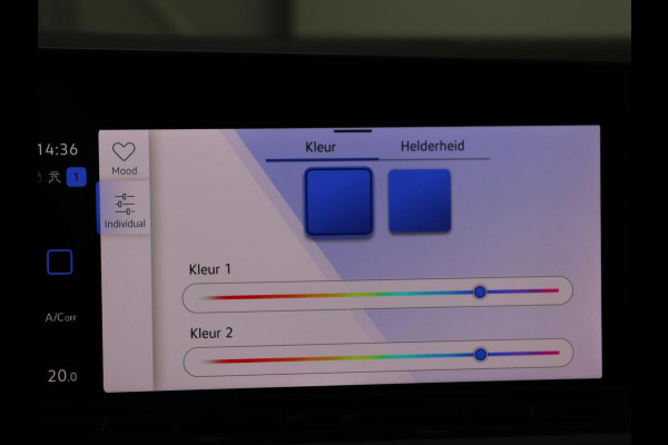 Volkswagen Golf 1.0 TSI Life | Adaptive cruise | Carplay | Navigatie | Parkeerhulp | Sfeerverlichting | Climate control | Digital Cockpit | Bluetooth