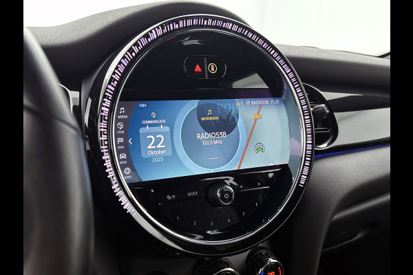 MINI Cooper Electric S MINI Yours 135KW / 33 kWh SOH 100% Comfort plus / Leder / Navigatie / Pdc+Camera / Harman Kardon / Apk 05-2027