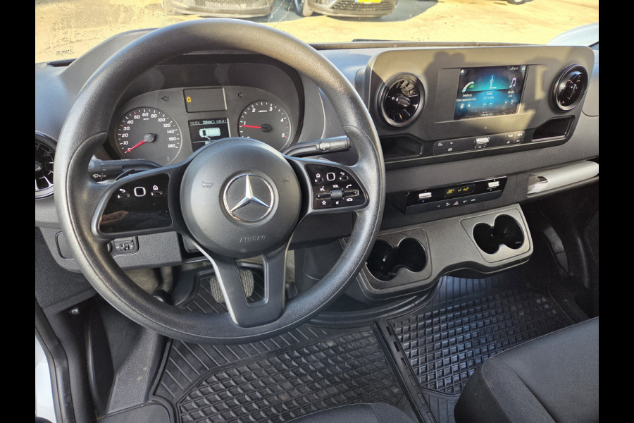 Mercedes-Benz Sprinter 215 CDI L2/H2 Automaat MBux systeem Airco Achteruitrijcamera
