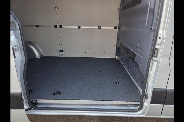 Mercedes-Benz Sprinter 215 CDI L2/H2 Automaat MBux systeem Airco Achteruitrijcamera