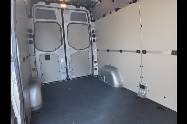Mercedes-Benz Sprinter 215 CDI L2/H2 Automaat MBux systeem Airco Achteruitrijcamera