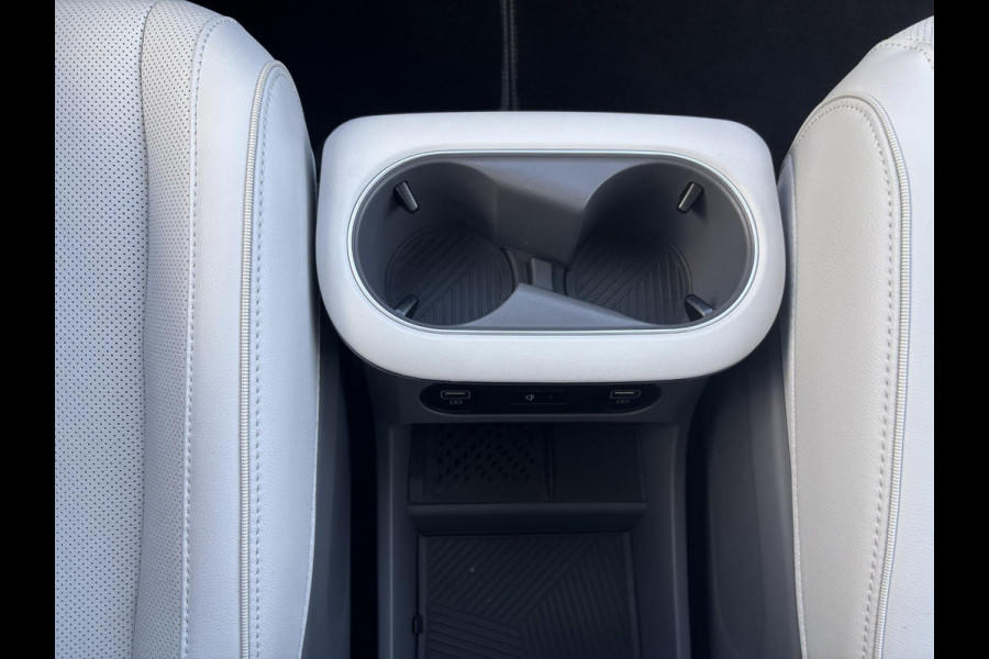 Hyundai IONIQ 5 Connect+ AWD 73kWh 292 PK | Elektrische Klep | 460 km Actieradius | 360 Camera | Full Option | SOH 100% | Memory seats