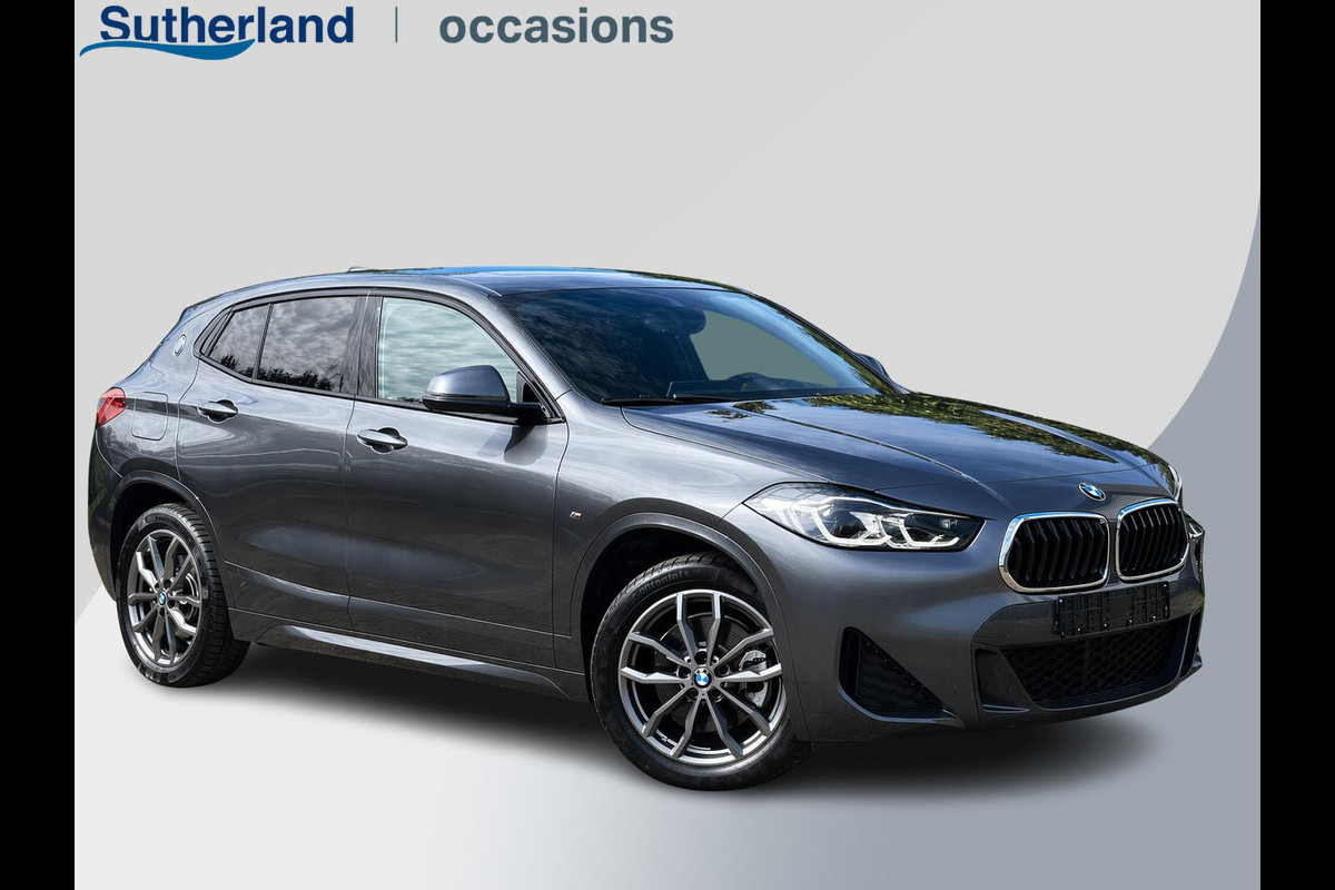 BMW X2 xDrive25e M Sport | Bellen voor bezichtiging | 220pk |  Panoramadak | M pakket |  Achteruitrijcamera | Leder | Sportstoelen | Head Up Display