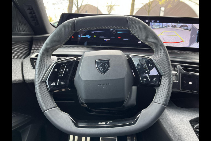 Peugeot E-5008 GT 73 kWh SOH 95%| 7 PERSOONS | COMPLEET UITGEVOERD| STOEL VENTILATIE |WARMTEPOMP| ADAPTIEVE CRUISE CONTROL | 360° CAMERA | ACHTERBANK VERWARMD |STOEL+ STUURVERWARMING| MEMORY STOEL MET MASSAGE| DODE HOEK SENSOR| ELEKTRISCHE ACHTERKLEP