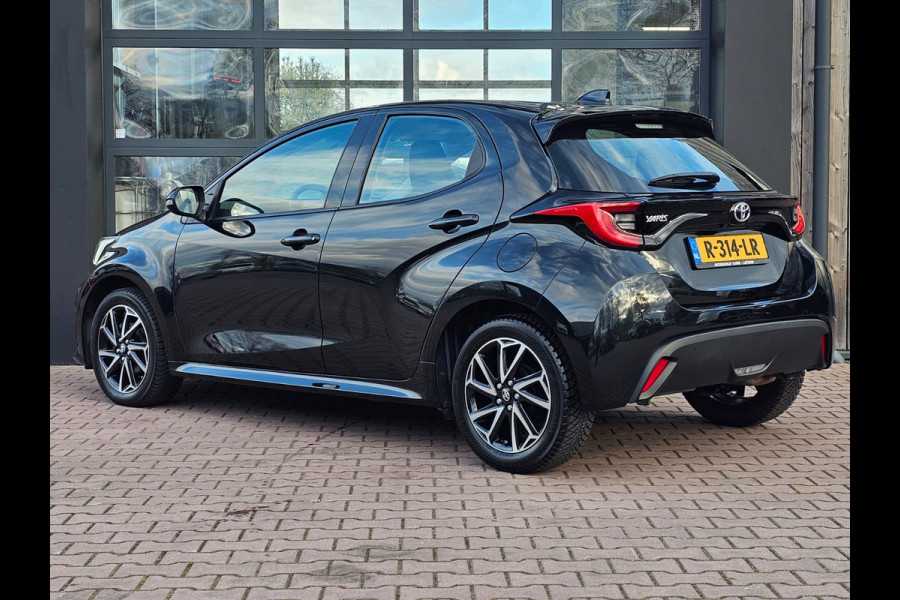 Toyota Yaris 1.5 VVT-i Dynamic | Airco | Navi | Keyless | Lane Assist | Adaptive Cruise | All-seasons | Camera |