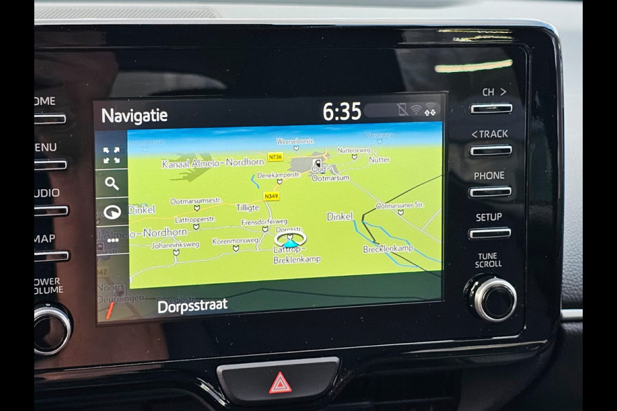 Toyota Yaris 1.5 VVT-i Dynamic | Airco | Navi | Keyless | Lane Assist | Adaptive Cruise | All-seasons | Camera |