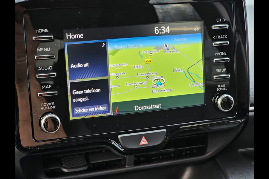 Toyota Yaris 1.5 VVT-i Dynamic | Airco | Navi | Keyless | Lane Assist | Adaptive Cruise | All-seasons | Camera |