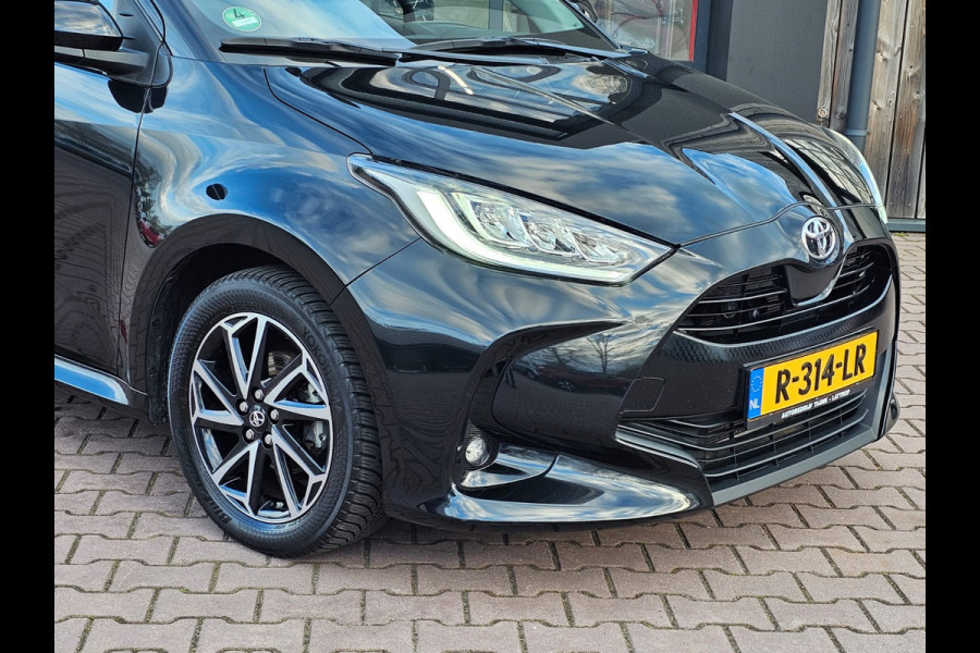 Toyota Yaris 1.5 VVT-i Dynamic | Airco | Navi | Keyless | Lane Assist | Adaptive Cruise | All-seasons | Camera |