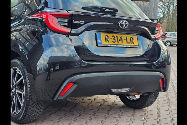 Toyota Yaris 1.5 VVT-i Dynamic | Airco | Navi | Keyless | Lane Assist | Adaptive Cruise | All-seasons | Camera |