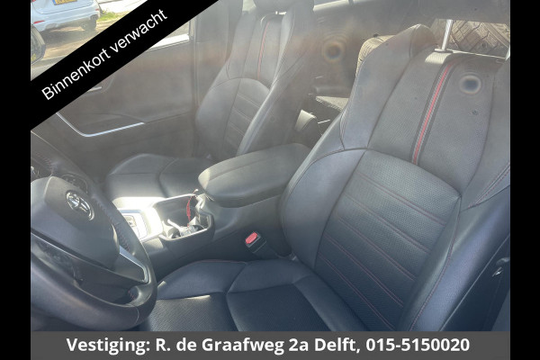 Toyota RAV4 2.5 Plug-in Hybrid AWD Bi-Tone Plus | 1500 KG trekgewicht | JBL Audio | Stoelverwarming & ventilatie | Memory Seats | Schuif-/Kanteldak | Navigatie