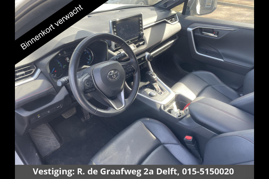 Toyota RAV4 2.5 Plug-in Hybrid AWD Bi-Tone Plus | 1500 KG trekgewicht | JBL Audio | Stoelverwarming & ventilatie | Memory Seats | Schuif-/Kanteldak | Navigatie
