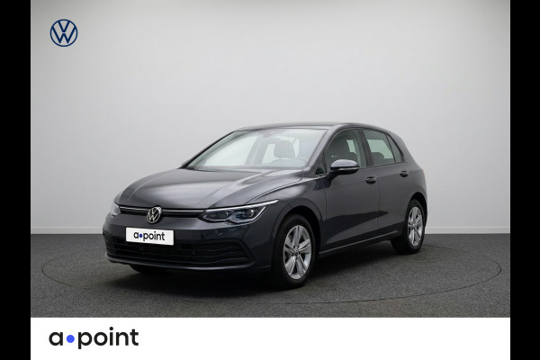 Volkswagen Golf 1.0 eTSI Life Business 110PK | Stuurwielverwarming | IQ light | Parkeersensoren |