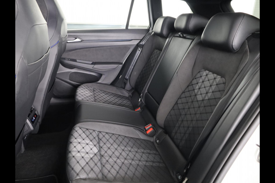 Volkswagen Golf variant R-Line-Edition 1.5 eTSI 116 pk Automaat (DSG) | Verlengde garantie | Navigatie | Parkeersensoren | Rondomzicht camera | Stoelverwarming | Matrix LED koplampen | R-Line |