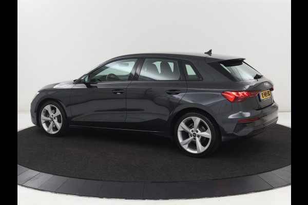 Audi A3 30 TFSI Business edition | Carplay | Sportstoelen | Virtual Cockpit | Full LED | Audi Sound | Climate control | Bluetooth | Cruise control | Parkeerhulp | Sportstuur
