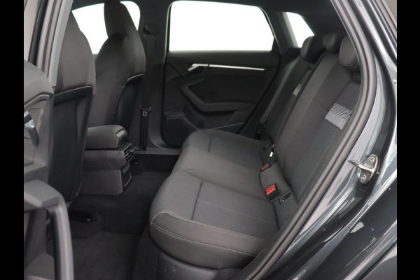 Audi A3 30 TFSI Business edition | Carplay | Sportstoelen | Virtual Cockpit | Full LED | Audi Sound | Climate control | Bluetooth | Cruise control | Parkeerhulp | Sportstuur