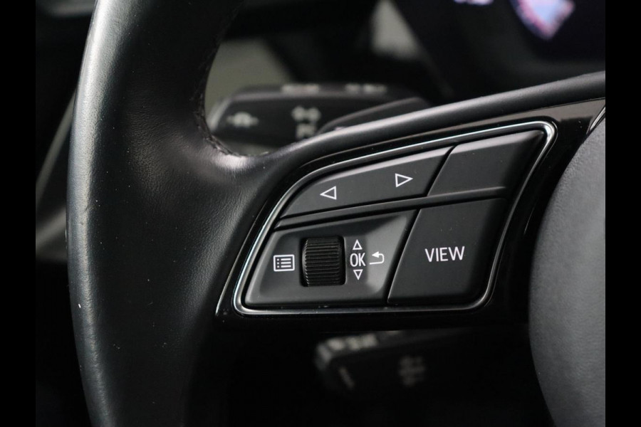 Audi A3 30 TFSI Business edition | Carplay | Sportstoelen | Virtual Cockpit | Full LED | Audi Sound | Climate control | Bluetooth | Cruise control | Parkeerhulp | Sportstuur