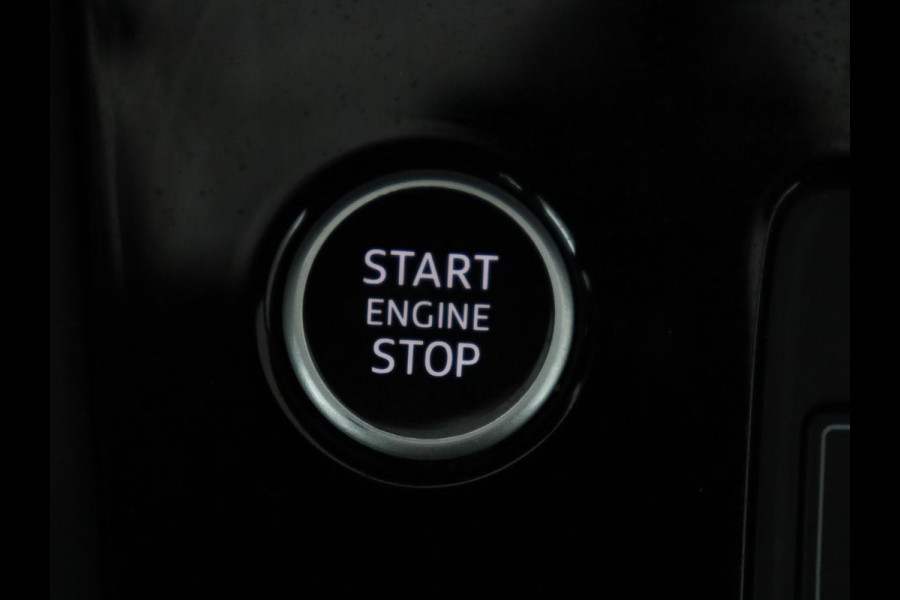 Audi A3 30 TFSI Business edition | Carplay | Sportstoelen | Virtual Cockpit | Full LED | Audi Sound | Climate control | Bluetooth | Cruise control | Parkeerhulp | Sportstuur