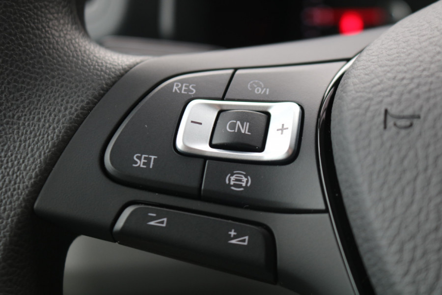 Volkswagen Crafter 2.0 TDI 177pk L3 H3 Automaat Airco Navigatie Camera Led Chauffeurstoel