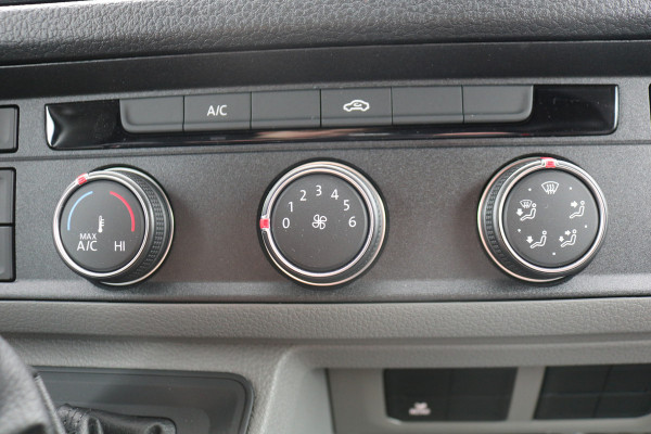 Volkswagen Crafter 2.0 TDI 177pk L3 H3 Automaat Airco Navigatie Camera Led Chauffeurstoel