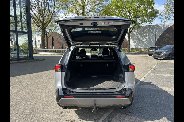 Toyota RAV4 2.5 Hybrid AWD Bi-Tone | STUUR + STOEL VERWARMING | KEYLESS | ACHTERUITRIJ CAMERA | ADAP. CRUISE | ELEK. STOELEN | TREKHAAK | 46K KM ! | 12 MND BOVAG GARANTIE |