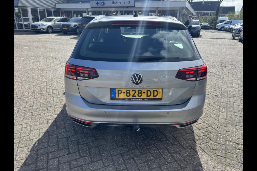Volkswagen Passat 1.5 TSI R-Line Business + 150pk Adaptieve Cruise | Elektrische Achterklep | Stoelverwarming