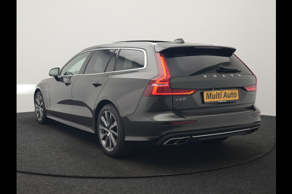 Volvo V60 T8 Twin Engine AWD Inscription PHEV 390pk | Panodak | Lederen Sportstoelen & Stuur Verwarmd | Apple Carplay | Navigatie | Cruise Control | Virtual | Achterbank Verwarmd | 18"L.M | Plug In Hybrid |