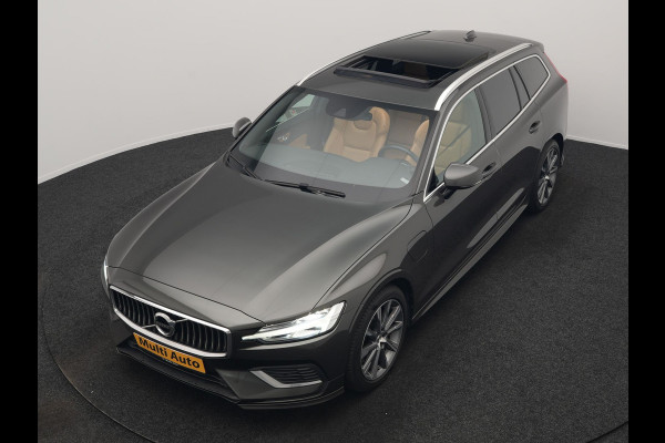 Volvo V60 T8 Twin Engine AWD Inscription PHEV 390pk | Panodak | Lederen Sportstoelen & Stuur Verwarmd | Apple Carplay | Navigatie | Cruise Control | Virtual | Achterbank Verwarmd | 18"L.M | Plug In Hybrid |