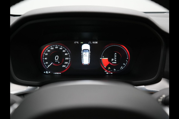 Volvo V60 T8 Twin Engine AWD Inscription PHEV 390pk | Panodak | Lederen Sportstoelen & Stuur Verwarmd | Apple Carplay | Navigatie | Cruise Control | Virtual | Achterbank Verwarmd | 18"L.M | Plug In Hybrid |