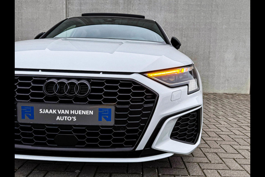 Audi A3 Sportback 40TFSI e 204pk S-Tronic Competition S Edition S-Line Pano|S-Kuipstoel|Ambiance|Matrix|Virtual|ACC|Camera|B&O|S3!