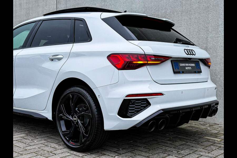 Audi A3 Sportback 40TFSI e 204pk S-Tronic Competition S Edition S-Line Pano|S-Kuipstoel|Ambiance|Matrix|Virtual|ACC|Camera|B&O|S3!
