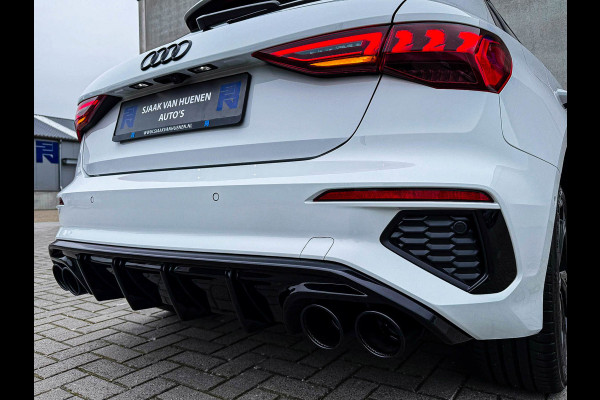 Audi A3 Sportback 40TFSI e 204pk S-Tronic Competition S Edition S-Line Pano|S-Kuipstoel|Ambiance|Matrix|Virtual|ACC|Camera|B&O|S3!