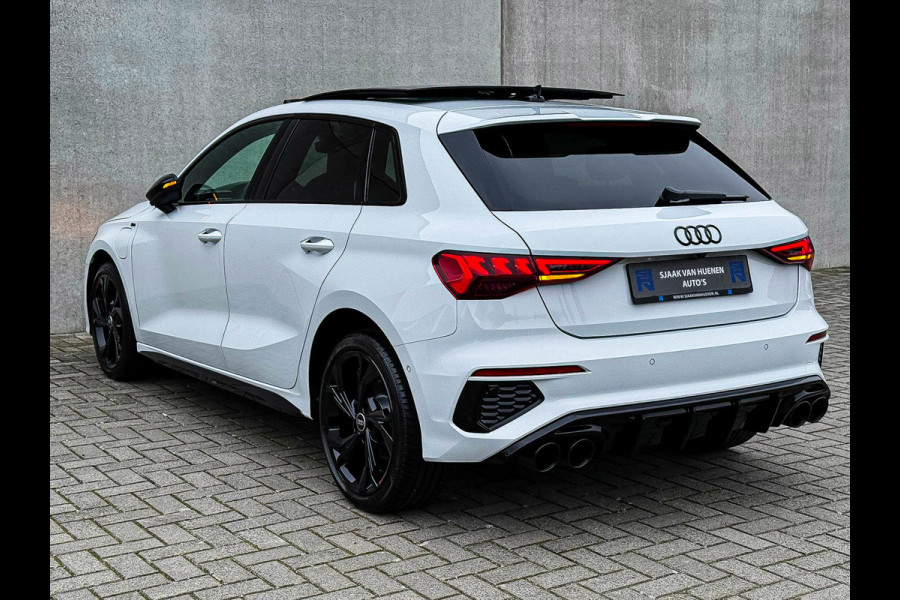Audi A3 Sportback 40TFSI e 204pk S-Tronic Competition S Edition S-Line Pano|S-Kuipstoel|Ambiance|Matrix|Virtual|ACC|Camera|B&O|S3!