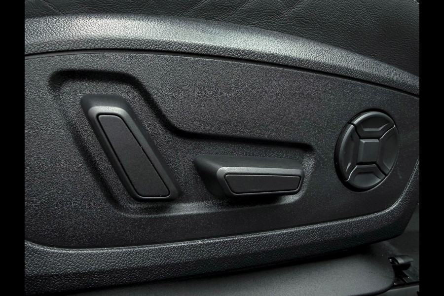 Audi A3 Sportback 40TFSI e 204pk S-Tronic Competition S Edition S-Line Pano|S-Kuipstoel|Ambiance|Matrix|Virtual|ACC|Camera|B&O|S3!