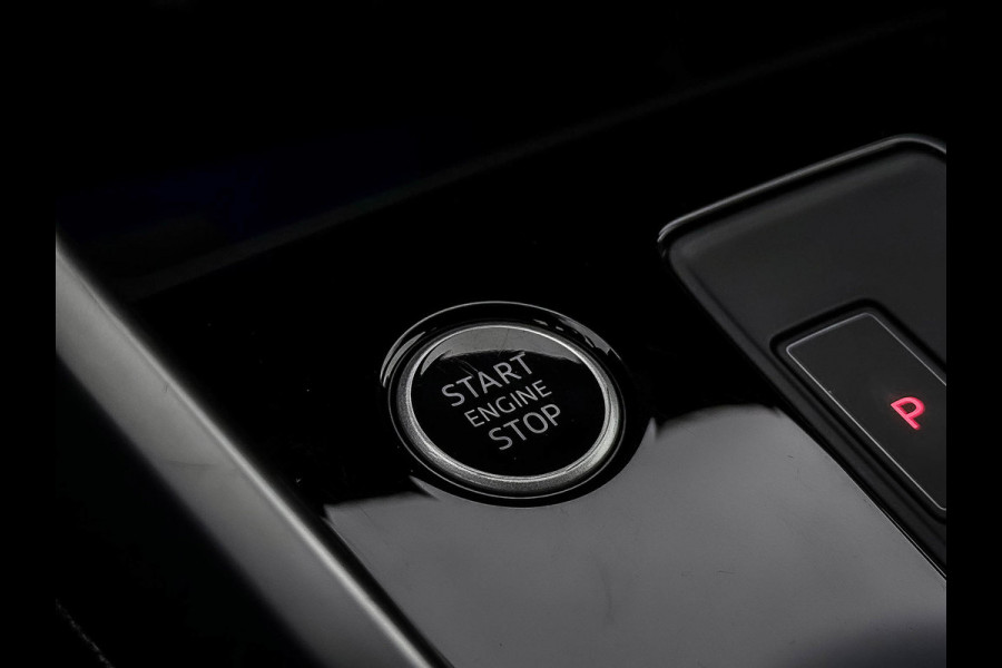 Audi A3 Sportback 40TFSI e 204pk S-Tronic Competition S Edition S-Line Pano|S-Kuipstoel|Ambiance|Matrix|Virtual|ACC|Camera|B&O|S3!