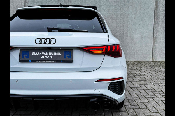 Audi A3 Sportback 40TFSI e 204pk S-Tronic Competition S Edition S-Line Pano|S-Kuipstoel|Ambiance|Matrix|Virtual|ACC|Camera|B&O|S3!