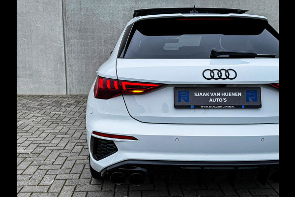 Audi A3 Sportback 40TFSI e 204pk S-Tronic Competition S Edition S-Line Pano|S-Kuipstoel|Ambiance|Matrix|Virtual|ACC|Camera|B&O|S3!