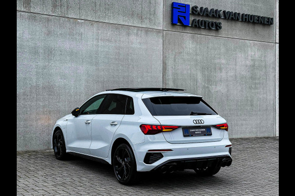 Audi A3 Sportback 40TFSI e 204pk S-Tronic Competition S Edition S-Line Pano|S-Kuipstoel|Ambiance|Matrix|Virtual|ACC|Camera|B&O|S3!