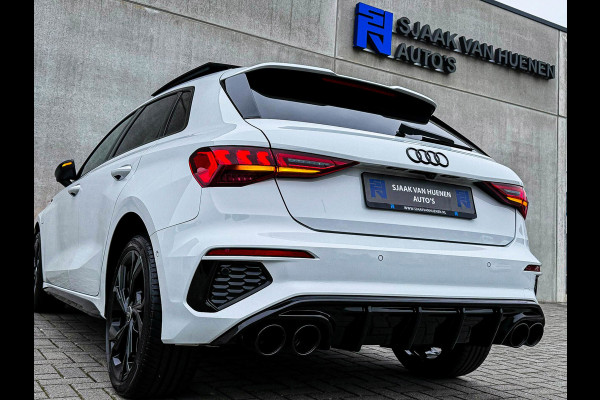 Audi A3 Sportback 40TFSI e 204pk S-Tronic Competition S Edition S-Line Pano|S-Kuipstoel|Ambiance|Matrix|Virtual|ACC|Camera|B&O|S3!