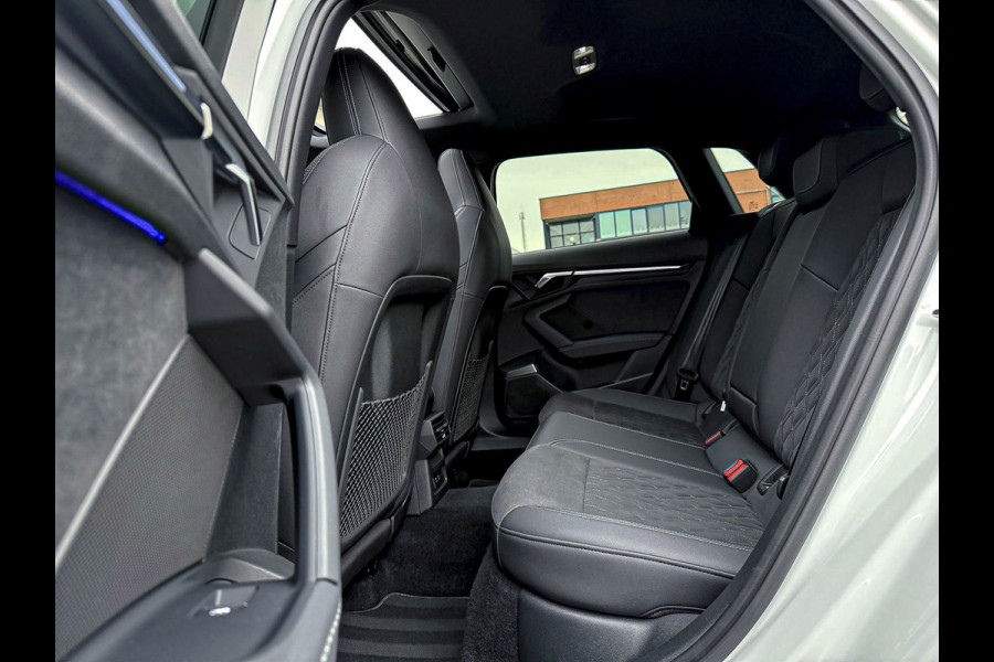 Audi A3 Sportback 40TFSI e 204pk S-Tronic Competition S Edition S-Line Pano|S-Kuipstoel|Ambiance|Matrix|Virtual|ACC|Camera|B&O|S3!
