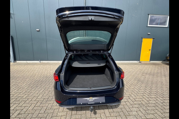 Seat Leon Sportstourer 1.4 TSI eHybrid PHEV FR * Trekhaak * Camera * Stoelverwarming *