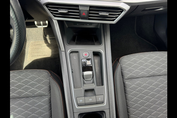 Seat Leon Sportstourer 1.4 TSI eHybrid PHEV FR * Trekhaak * Camera * Stoelverwarming *