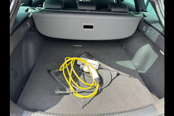 Seat Leon Sportstourer 1.4 TSI eHybrid PHEV FR * Trekhaak * Camera * Stoelverwarming *
