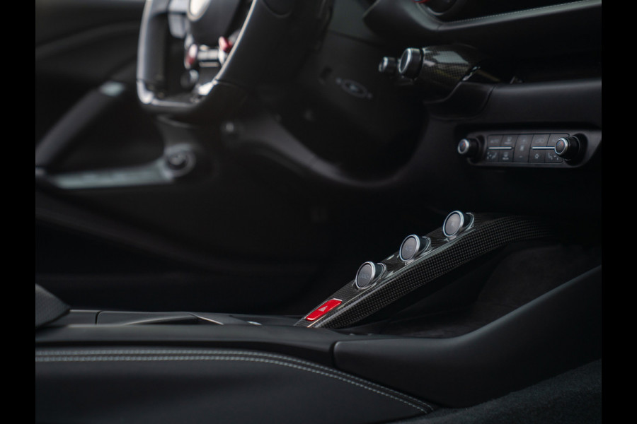 Ferrari 812 GTS 6.5 V12 HELE | Carbon | Pass. Display | Lift | JBL | Surround view