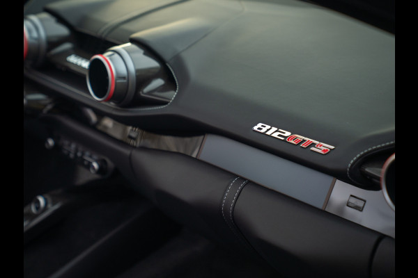 Ferrari 812 GTS 6.5 V12 HELE | Carbon | Pass. Display | Lift | JBL | Surround view
