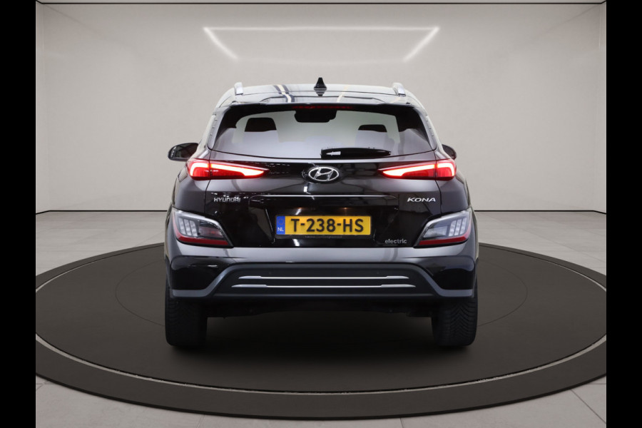 Hyundai Kona EV Premium 64 kWh 204 PK, Leder, 4 x Stoelverwarming, Head-Up, Camera