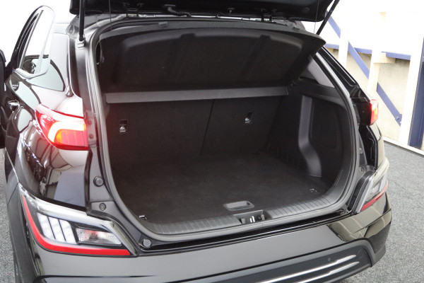 Hyundai Kona EV Premium 64 kWh 204 PK, Leder, 4 x Stoelverwarming, Head-Up, Camera