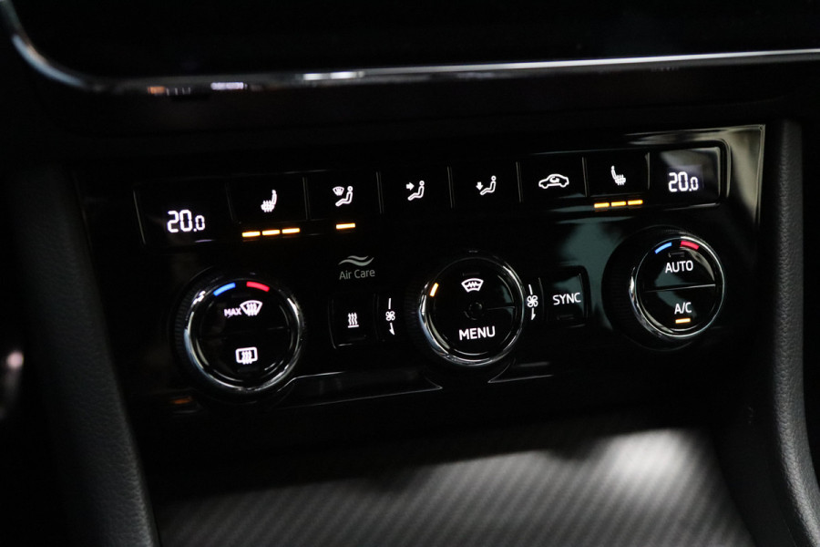 Škoda Superb Combi 1.4 TSI iV 218 PK Sportline Business PHEV, Trekhaak, Winterpakket, Memory