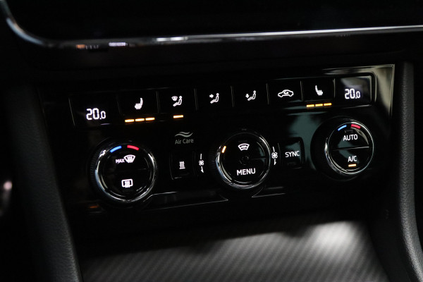 Škoda Superb Combi 1.4 TSI iV 218 PK Sportline Business PHEV, Trekhaak, Winterpakket, Memory